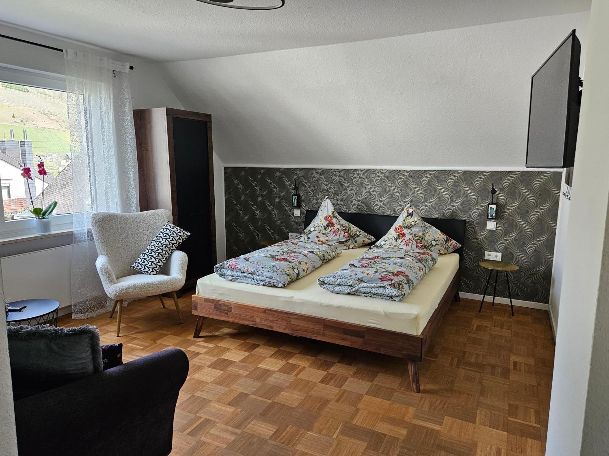 Schorn³ Appartements Zell an der Mosel Exterior photo